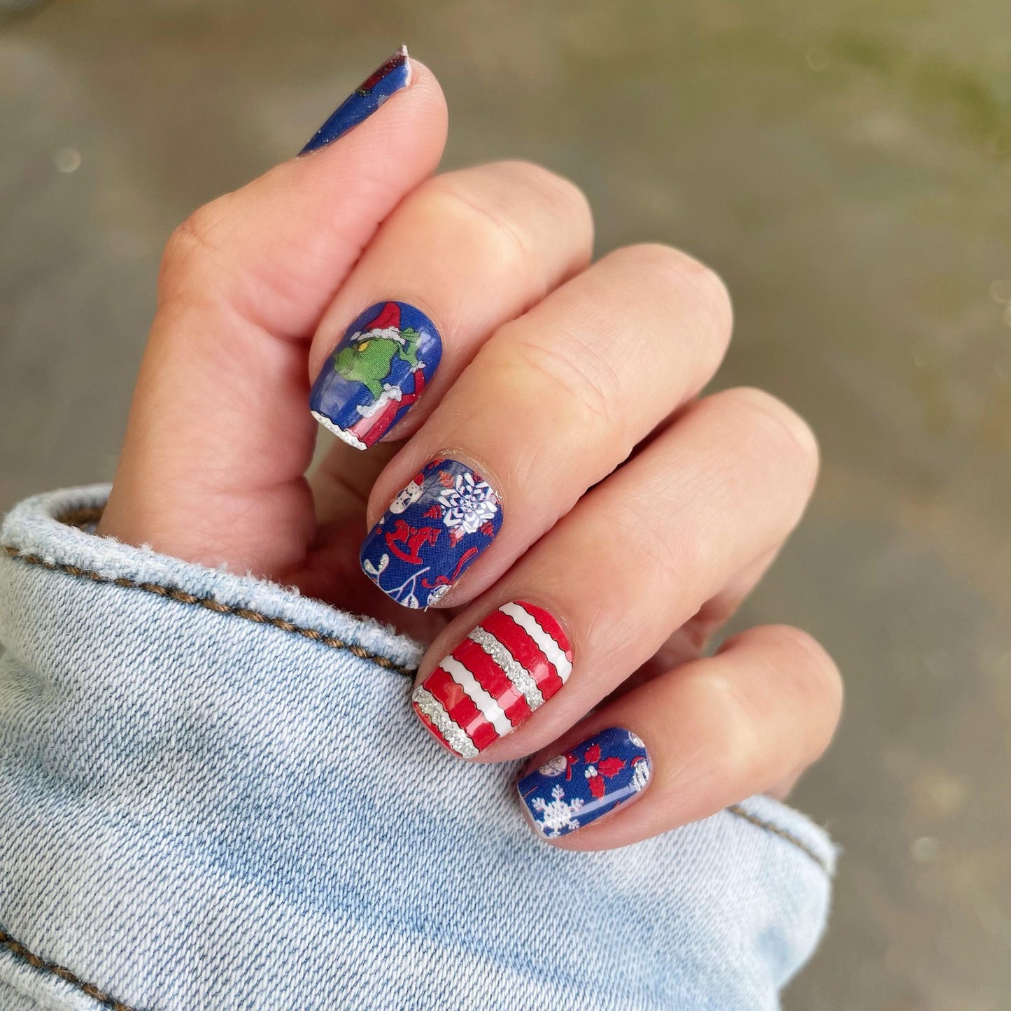 Crinchmas // Nail Polish Strips