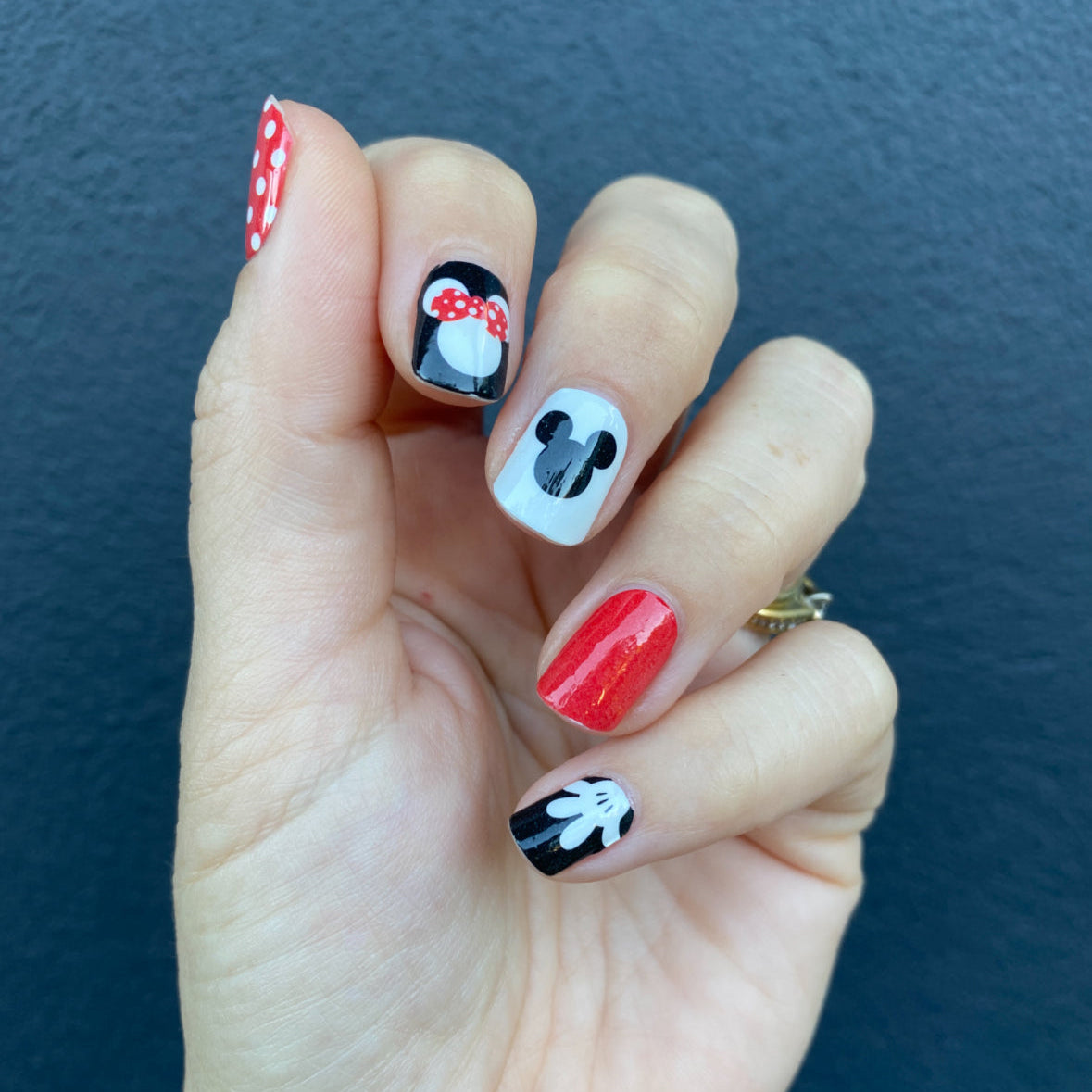 Mouse Pals // Nail Polish Strips