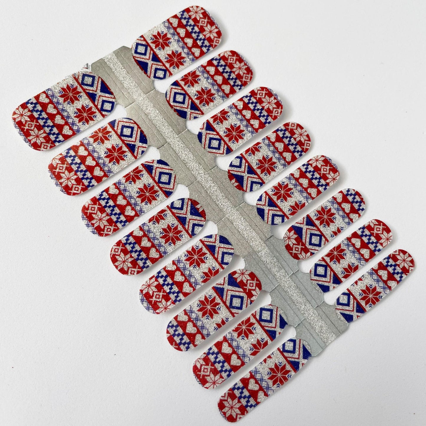 Ugly Sweater // Nail Polish Strips