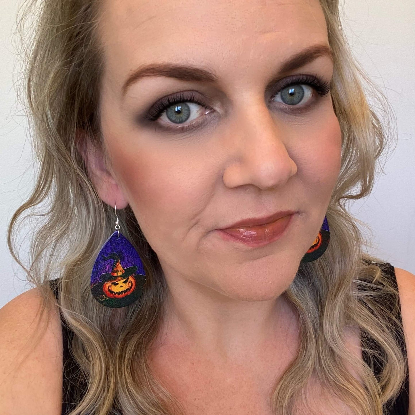 Halloween teardrop earrings on a silver coloured hook pumpkin