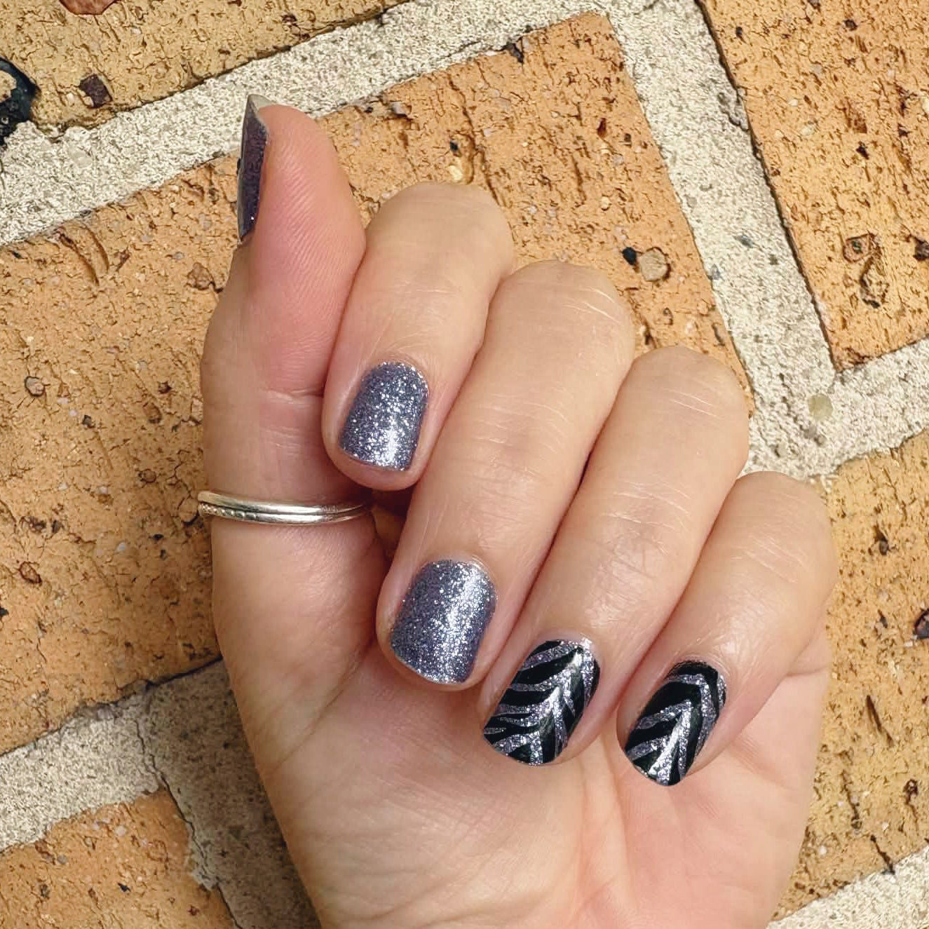 Electric Zebra // Nail Polish Strips