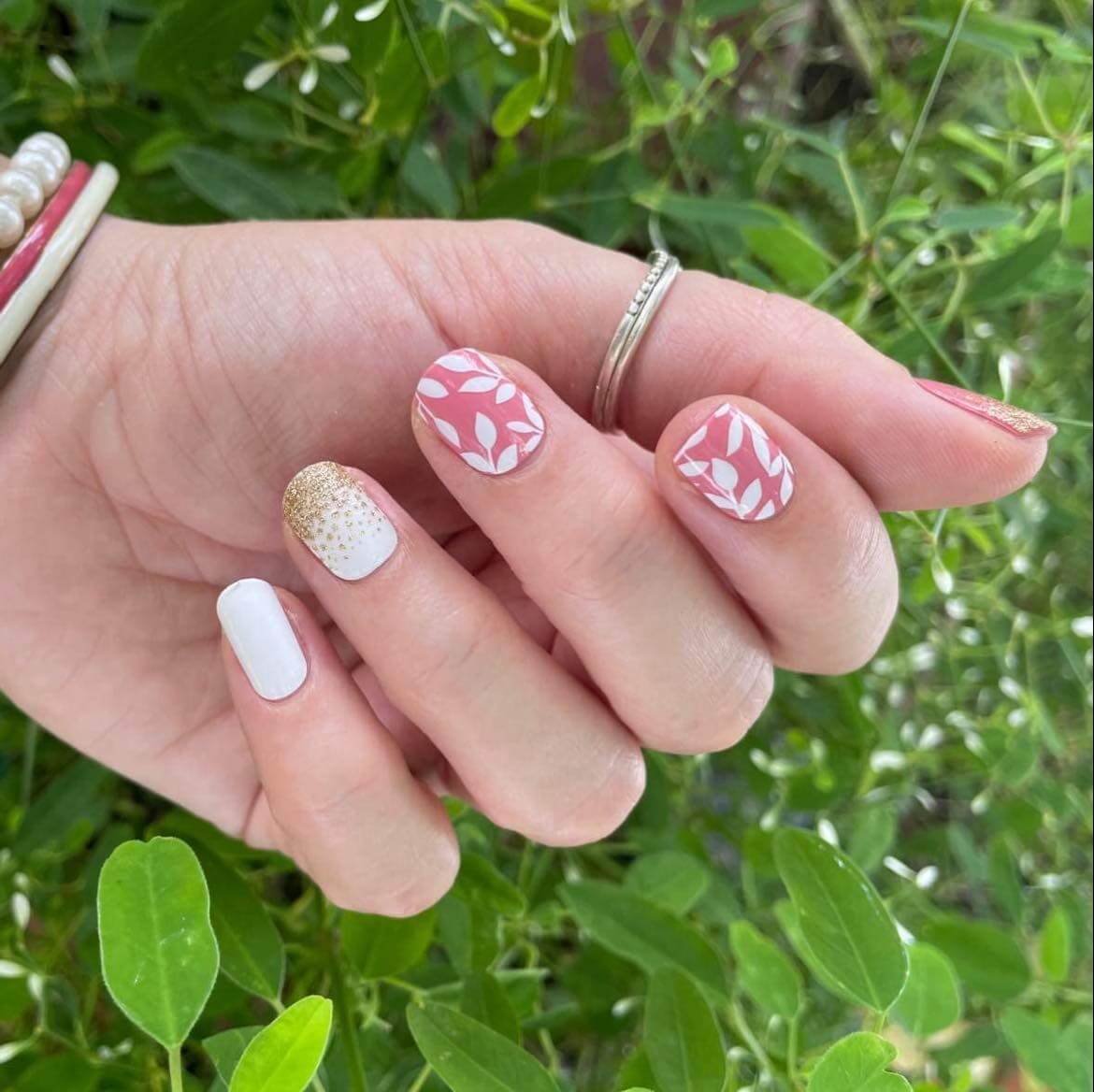 Snow Blossom // Nail Polish Strips