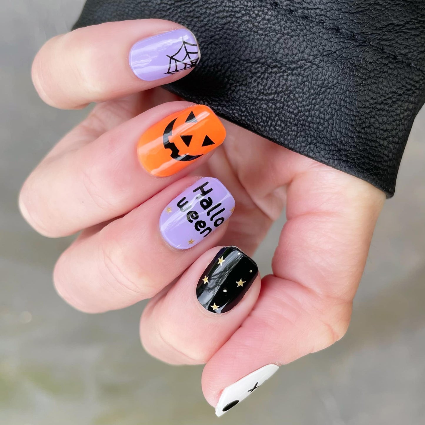 Hall-O-Ween // Gel Strips