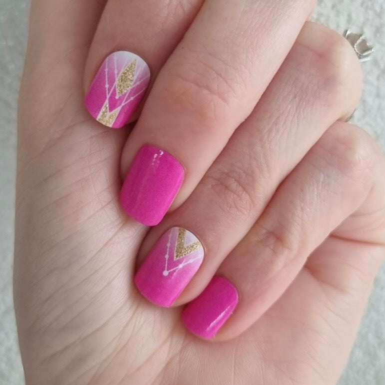 Pink Pursuit // Nail Polish Strips