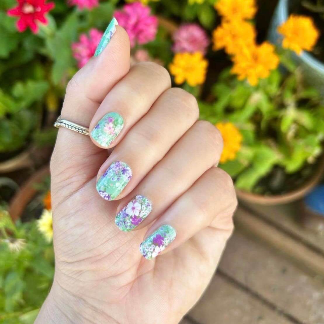 English Garden // Nail Polish Strips