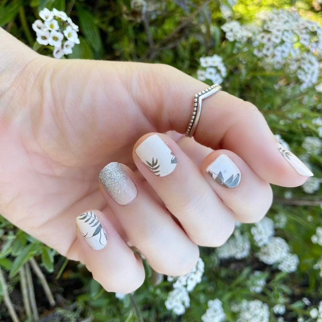 Ferny Grove // Nail Polish Strips