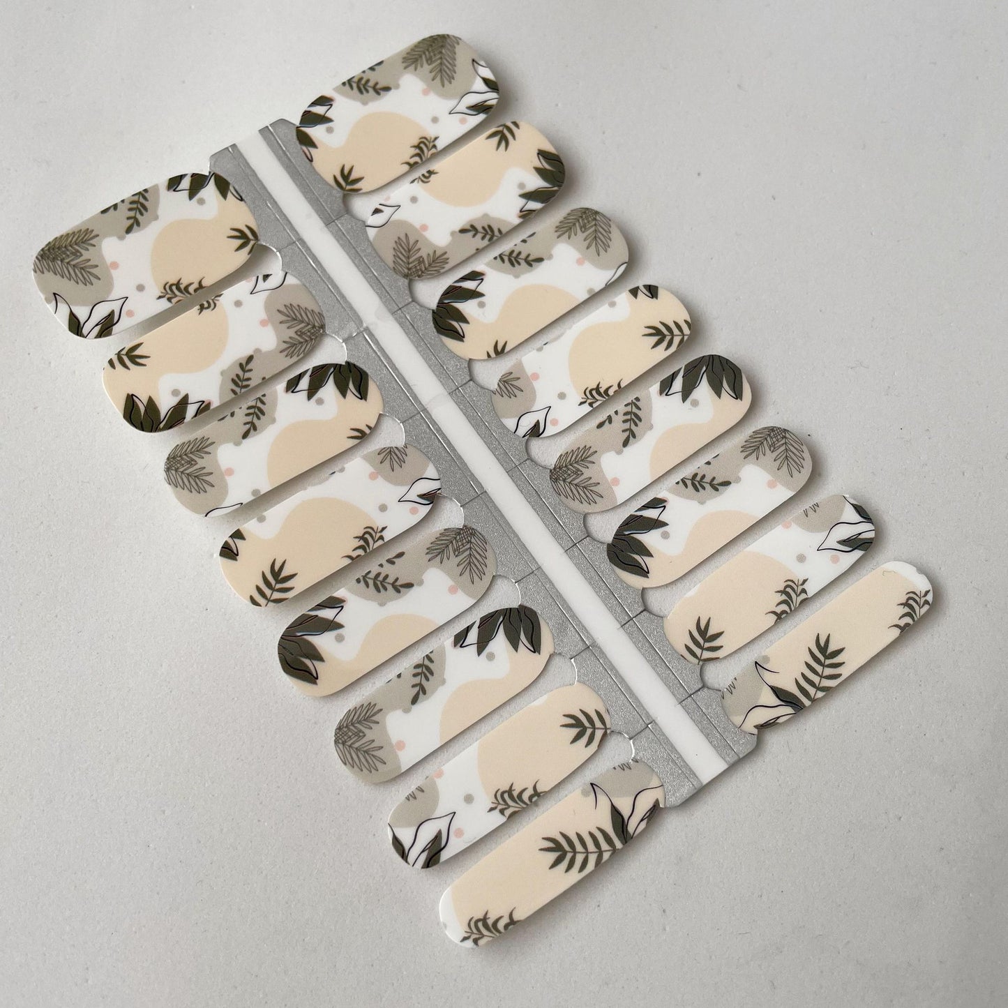 Ferny Grove // Nail Polish Strips
