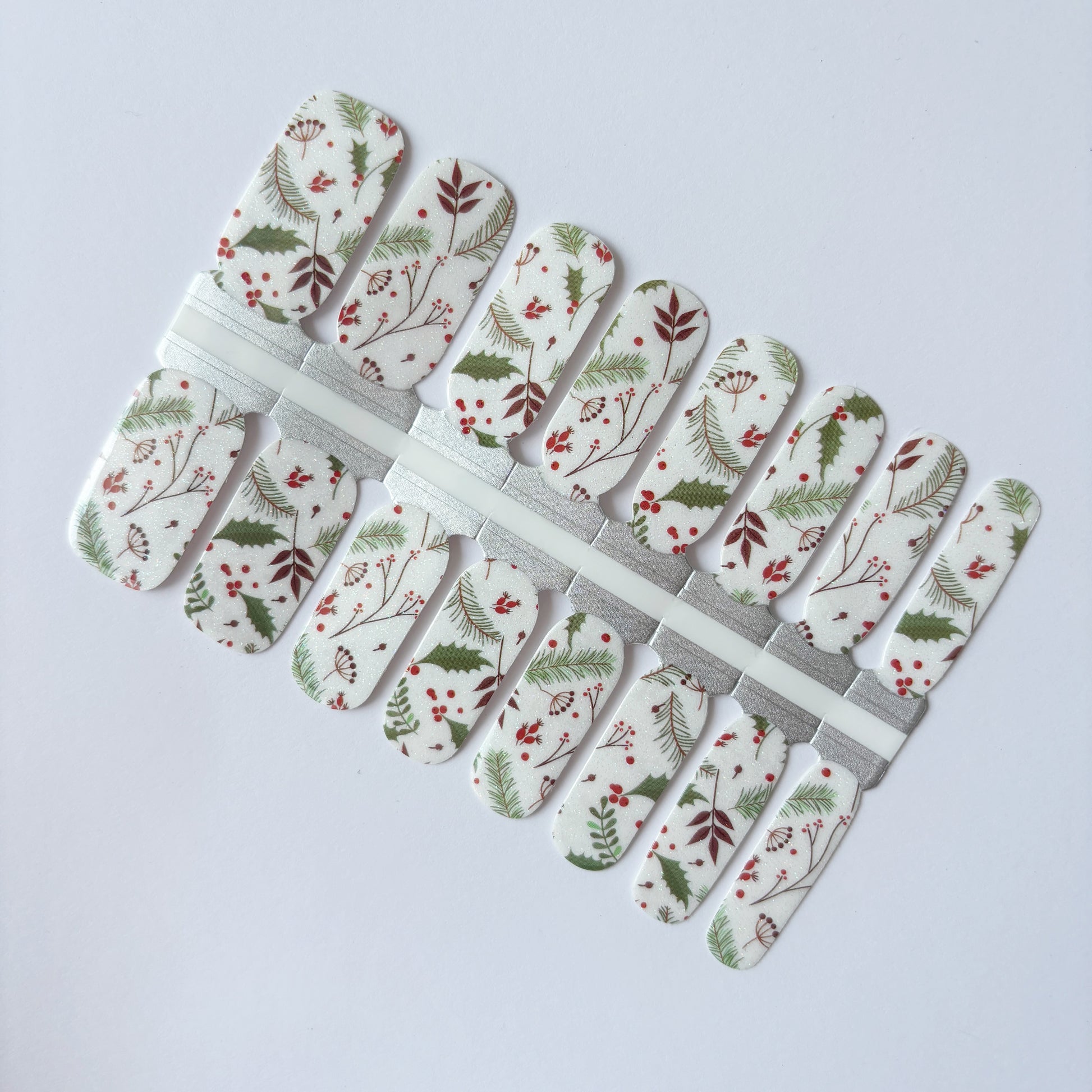 Holly christmas nail polish strips