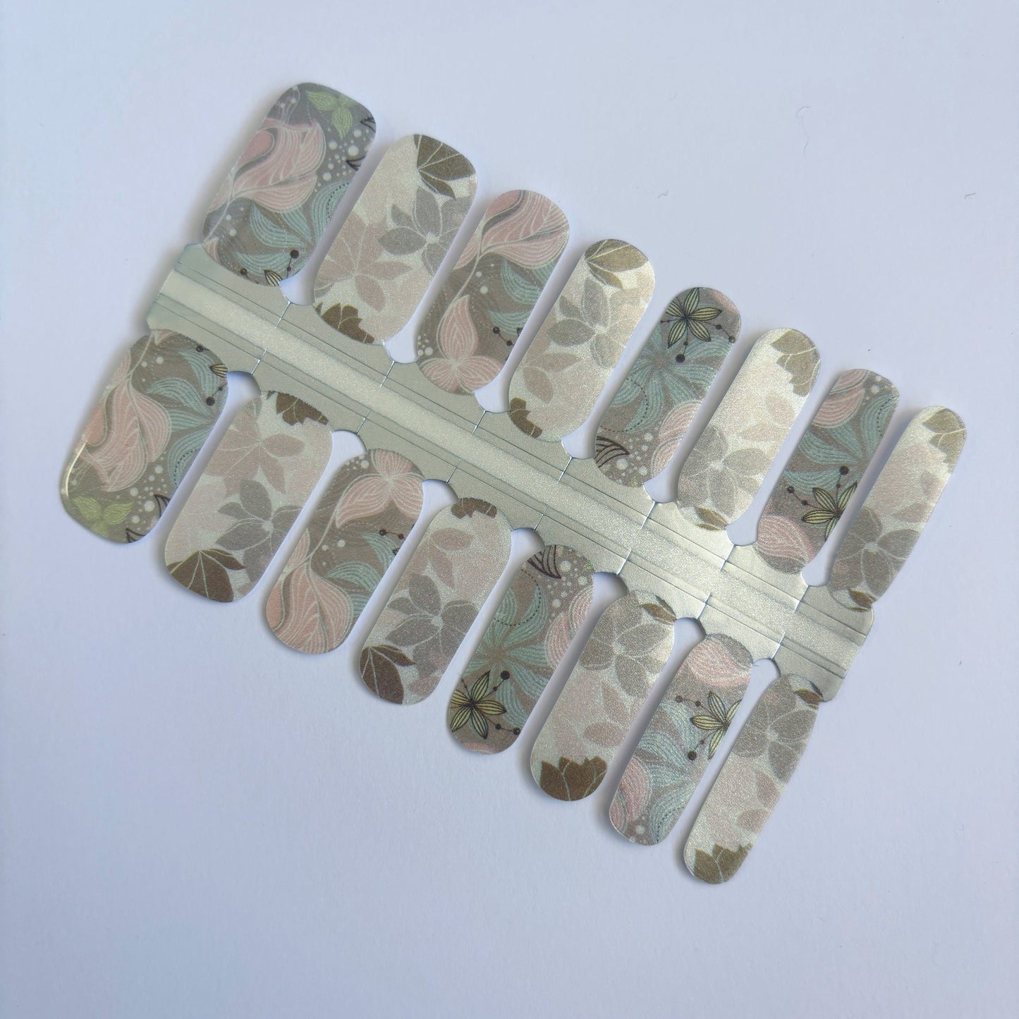Seasalt Spray // Nail Polish Strips