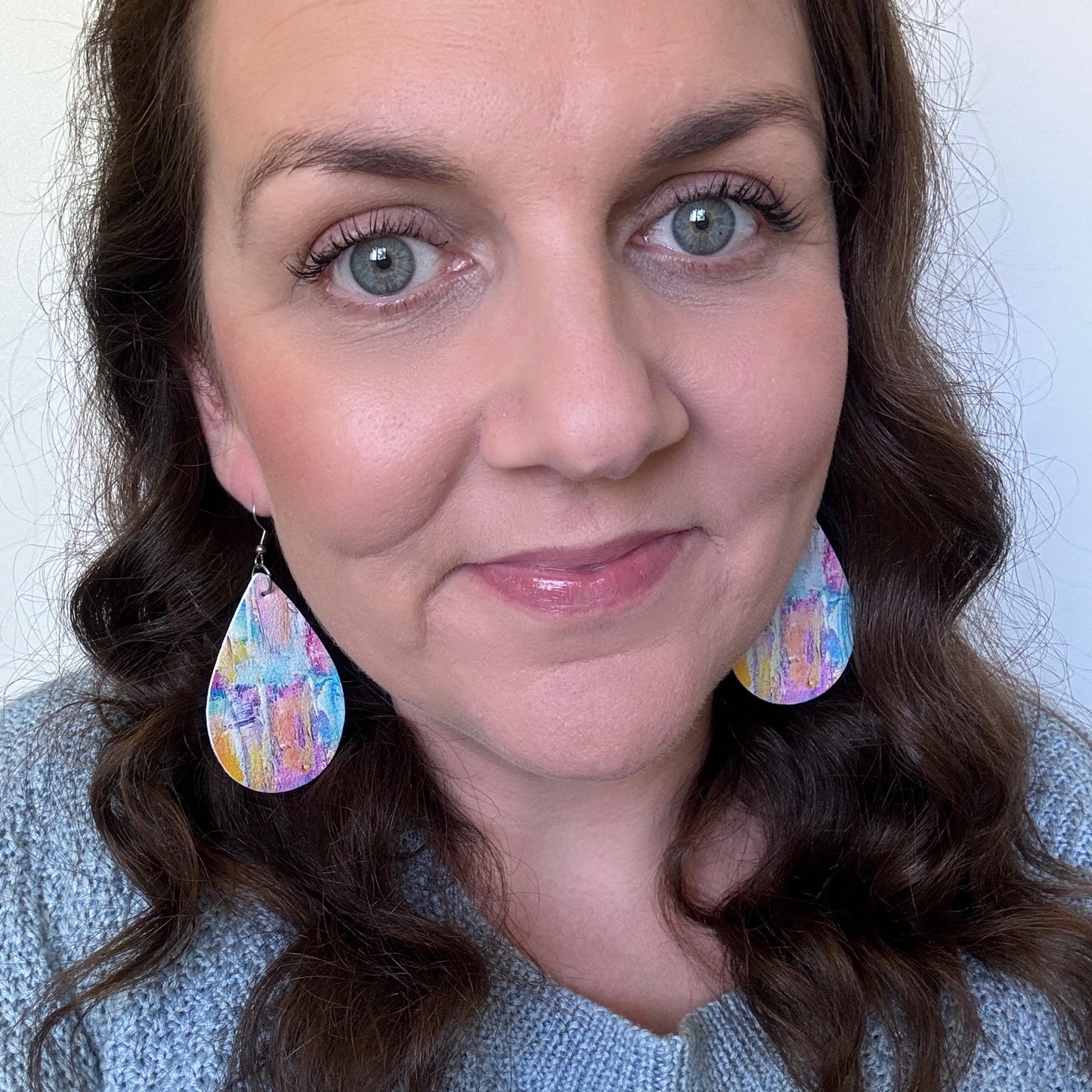 Fairy Floss Teardrops // Leather Earrings