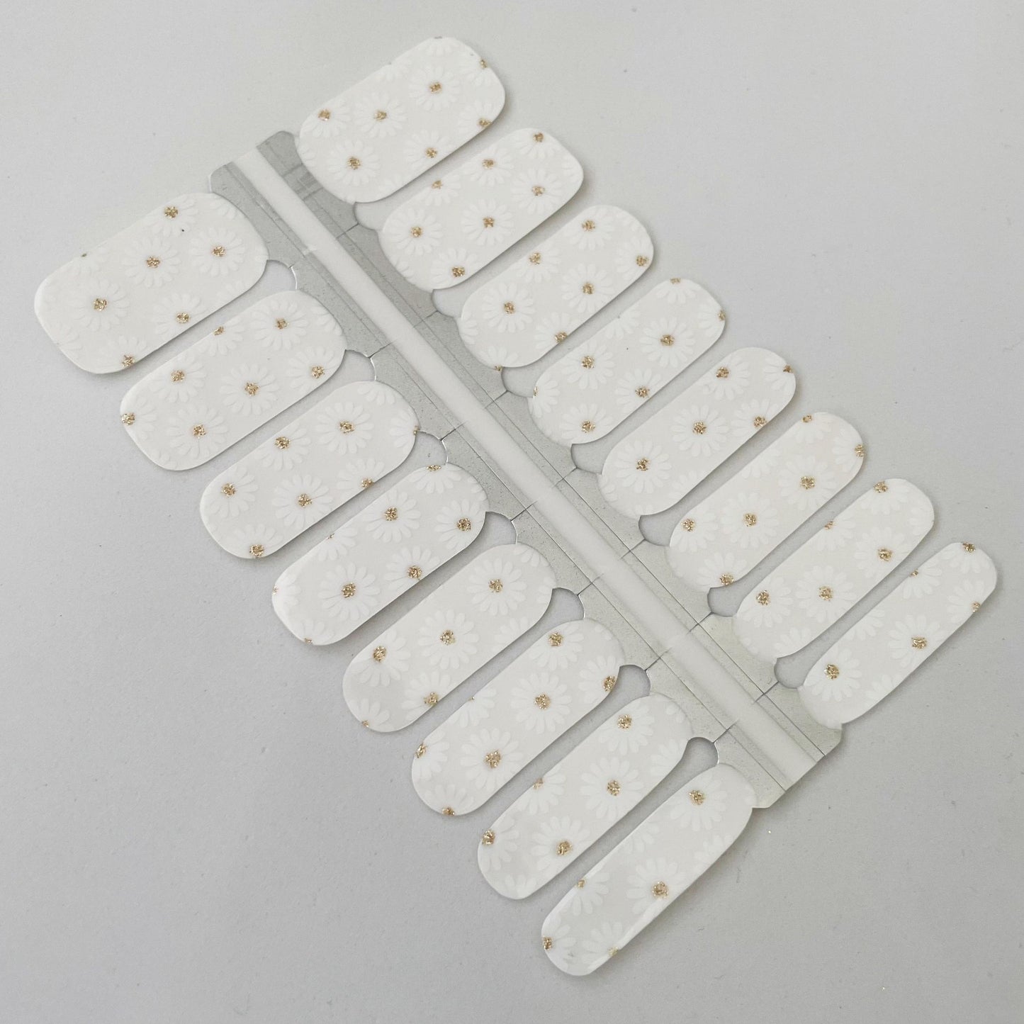 Daisy // Nail Polish Strips