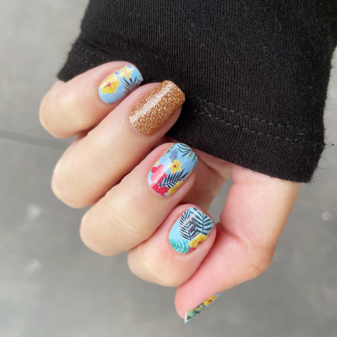 Waikiki // Nail Polish Strips