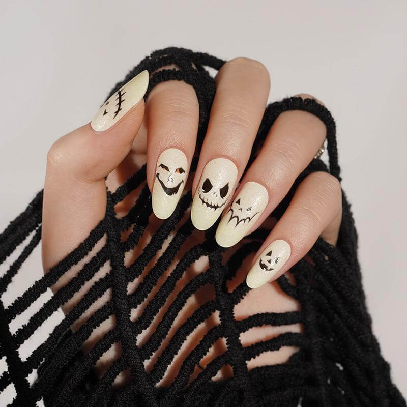 Haunted //  Glow in the Dark - Nail Polish Strips